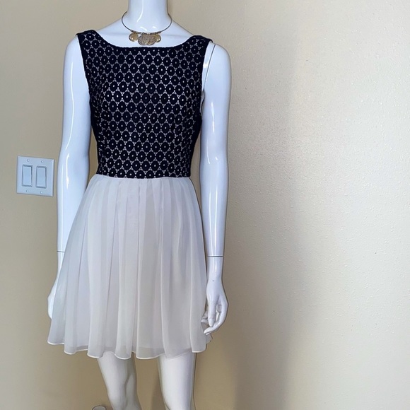 B Darlin junior dress size 11/12 - Picture 2 of 4